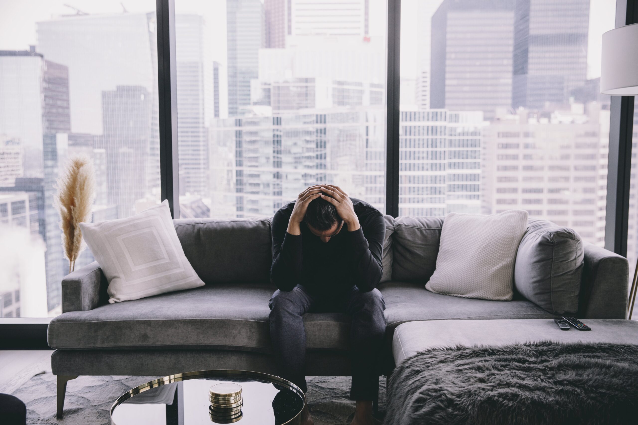 【危険】後払いアプリを滞納すると人生が変わる？知らないとヤバい7つのリスク